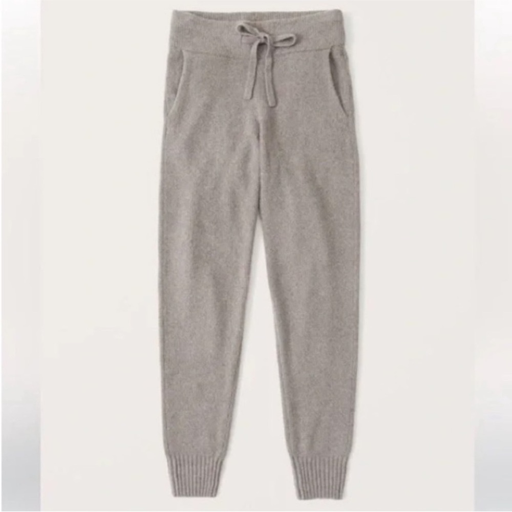 Abercrombie & Fitch 90s Sweater Joggers